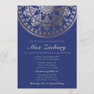 Relieve metalizado dorado de las invitaciones de