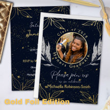 Elegante Invitación de Graduación con Hojas de Oro