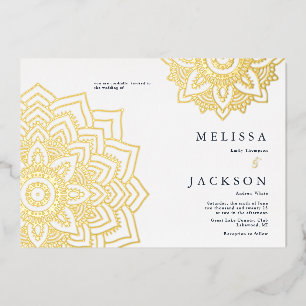 Relieve Metalizado Invitación de boda con mandala dorada delicada en
