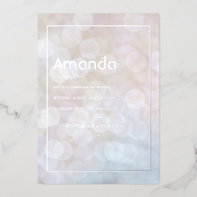 Relieve Metalizado Invitación de cumpleaños con efecto Bokeh de plata (Anverso)