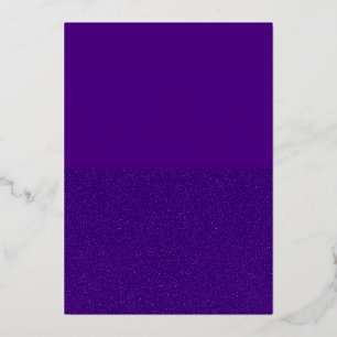 Relieve Metalizado Invitación de Purpura con Hojas en Textura Dividid