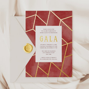 Relieve Metalizado Invitación Geométrica de Gala Roja con Hojas de Or