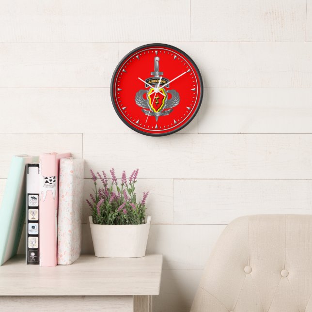 Reloj 25.ª División de Infantería Veteranos Aéreos (Sala de lectura)
