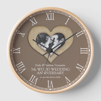 Reloj 5.º boda de Madera, personalizado de foto corazón