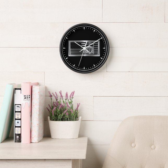 Reloj 82.ª División Aérea (Sala de lectura)