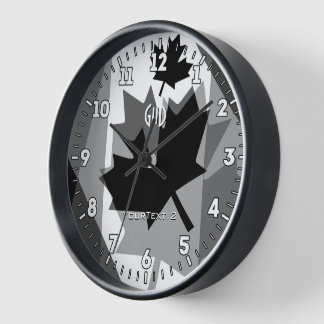 Reloj Bandera canadiense de hoja de arce en una