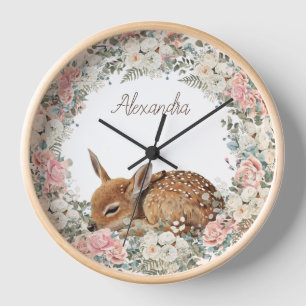 Reloj Bebé Fauno Flores Rosadas Rosas Blancas Crema