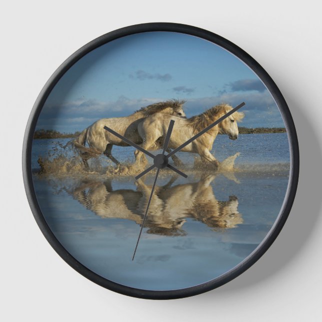 Reloj Caballos de Camargue y reflejo, sur de Francia (Anverso)
