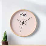 Reloj Caligrafía de guión monograma Rubor rosa<br><div class="desc">Monograma combinado con caligrafía de pincel.</div>