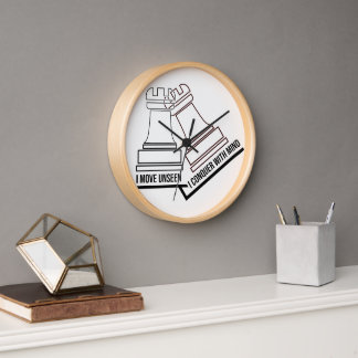 Reloj Chess Rook Wall Clock – "I Move Unseen, I Conquer