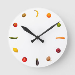 Reloj con verduras y frutas