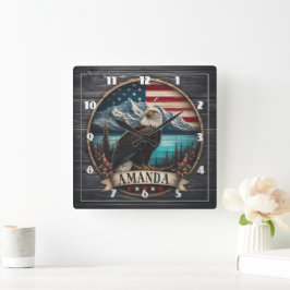 Reloj Cuadrado Águila majestuosa contra fondo de montaña