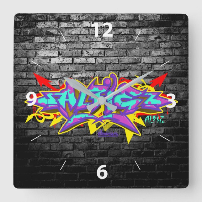 Reloj Cuadrado Alfie con letras de graffiti con ladrillos grises (Anverso)