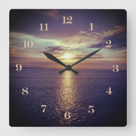 Reloj Cuadrado Amanecer Sobre Una Hermosa Vista Del Océano