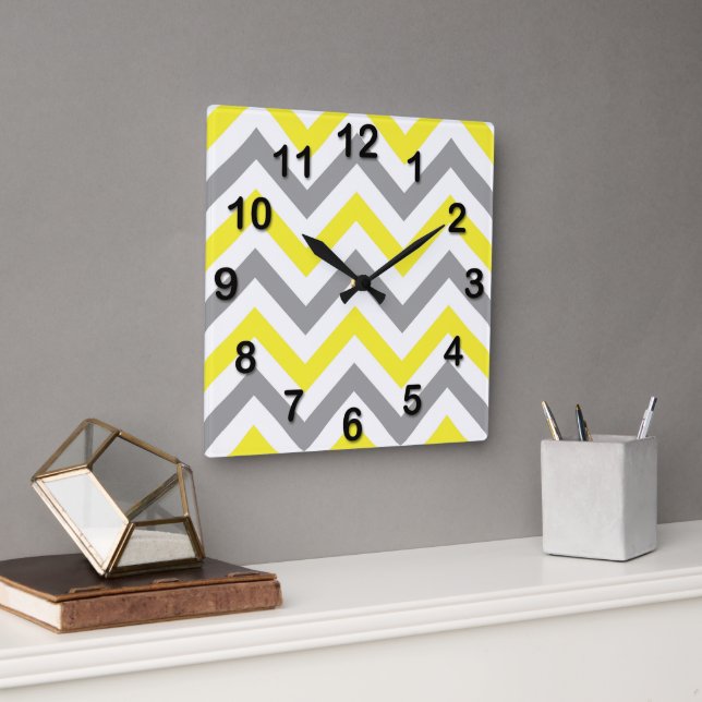 Reloj Cuadrado Amarillo, Gris Oscuro Blanco Patrón de Chevron Gra (Oficina)