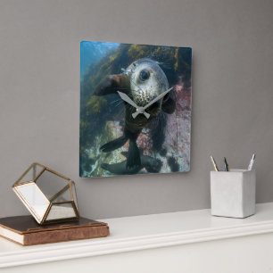 Reloj Cuadrado Animales de bebé más afectados   Sello subacuático