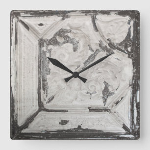 Reloj Cuadrado Antiguo de la pintura blanca de pintura de techo