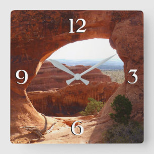 Reloj Cuadrado Arco de partición I en el Parque Nacional Arches