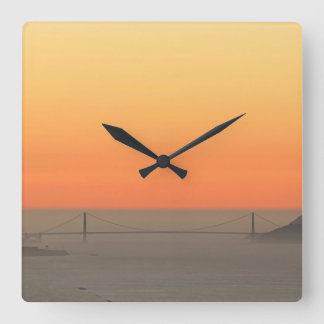 Reloj Cuadrado aWorld2Celebrate: The Golden Hour