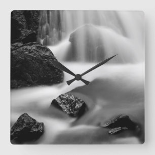 Reloj Cuadrado B&W waterfall, California