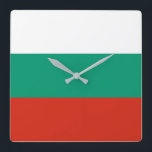 Reloj Cuadrado Bandera de Bulgaria<br><div class="desc">La bandera búlgara es una tricolor horizontal. Los colores utilizados en la bandera son rojo, blanco y verde. La proporción de la bandera búlgara es de 3:5. La bandera de Bulgaria fue adoptada en 1991. El primer uso del diseño actual de la bandera fue en 1879. El último cambio en...</div>
