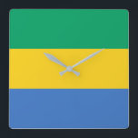 Reloj Cuadrado Bandera de Gabón<br><div class="desc">La bandera gabonesa es una tribanda horizontal. Los colores utilizados en la bandera son azul,  verde,  amarillo. La proporción de la bandera gabonesa es de 3:4. La bandera del Gabón fue adoptada en 1960.</div>