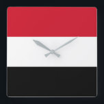 Reloj Cuadrado Bandera de Yemen<br><div class="desc">La bandera de Yemen es un triband horizontal. Los colores usados en la bandera son rojos,  blanco,  negro. La proporción de la bandera de Yemen es 2: 3. La bandera de Yemen fue adoptada en 1990. El primer uso del diseño actual de la bandera estaba en 1990.</div>