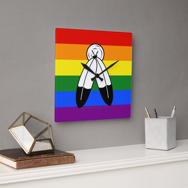 Reloj Cuadrado bandera del orgullo de dos espíritus de SlipperyJo (Oficina)