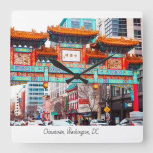 Reloj Cuadrado Barrio Chino en Washington, DC.