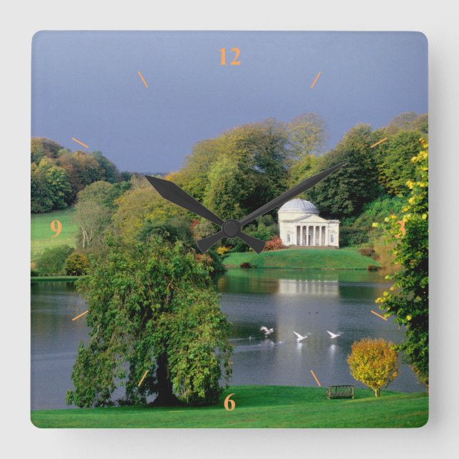 Reloj Cuadrado Before the Storm (Anverso)