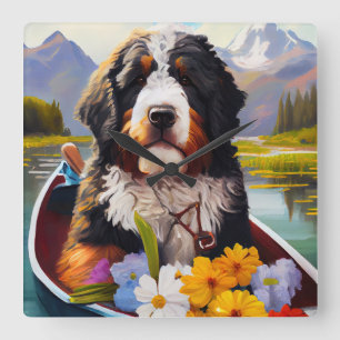 Reloj Cuadrado Bernedoodle en una canoa: Una aventura escénica