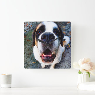 Reloj Cuadrado Bernhadiner 