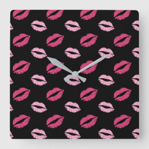 Reloj Cuadrado Besos Rosados