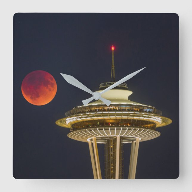 Reloj Cuadrado Blood Moon | Seattle Space Needle (Anverso)