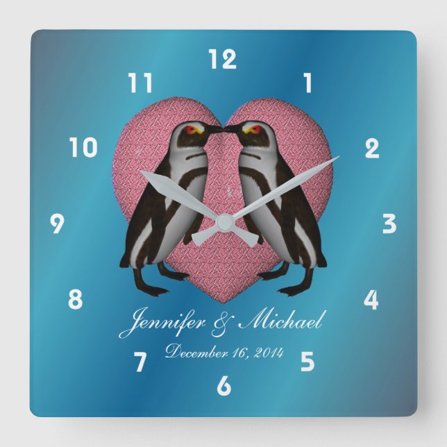 Reloj Cuadrado Boda del corazón rosado de los pingüinos besándose (Anverso)
