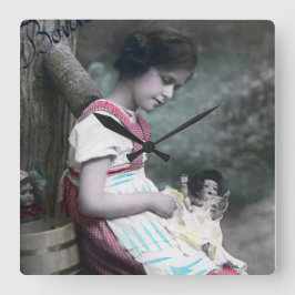 Reloj Cuadrado Bonne Année Vintage Chica con muñeca