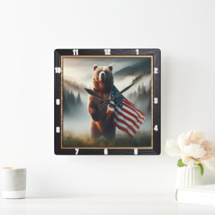 Reloj Cuadrado Bosque de vida silvestre de oso patriótico