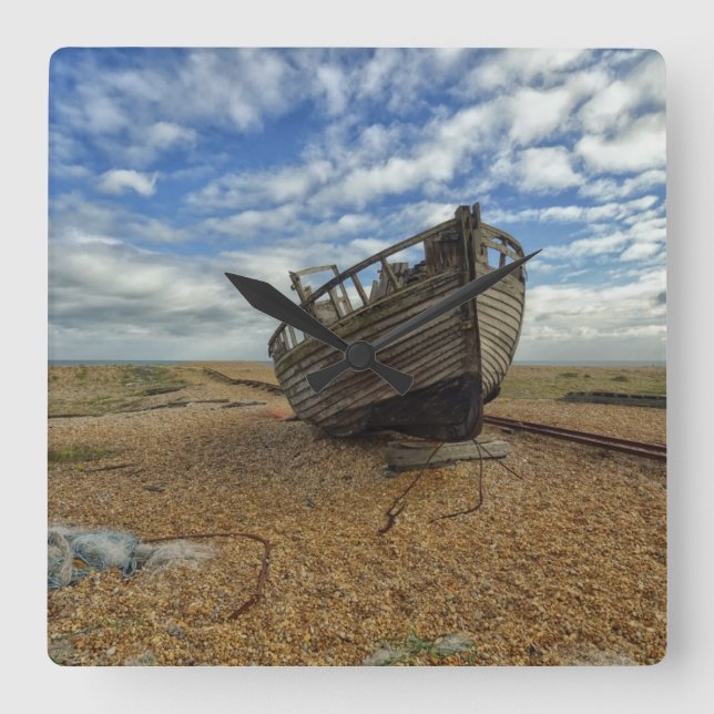 Reloj Cuadrado Bote de pesca de madera abandonada | Dungeness (Anverso)
