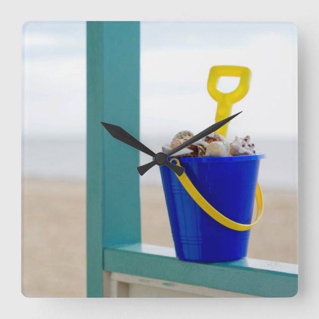 Reloj Cuadrado Bucket Filled With Seashells (Anverso)