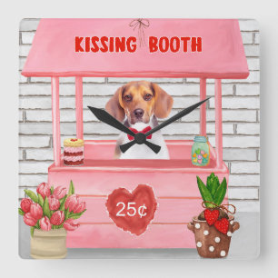 Reloj Cuadrado Cabina de besos del perro Beagle el día de San Val