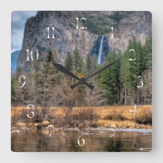 Reloj Cuadrado Caídas escénicas de Yosemite