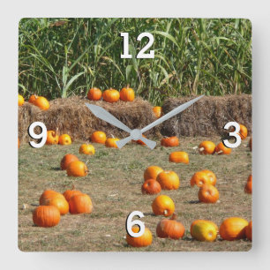 Reloj Cuadrado Calabazas, maíz y heno Fotografía de la cosecha de