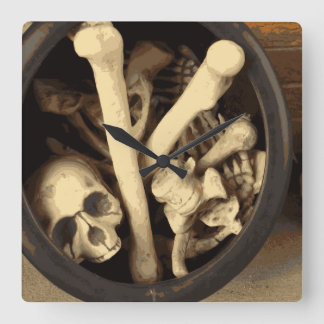 Reloj Cuadrado Caldron of bones.