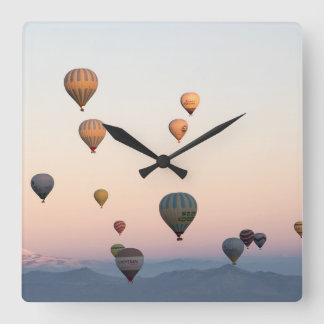 Reloj Cuadrado Capadocia. Vuelo en globo