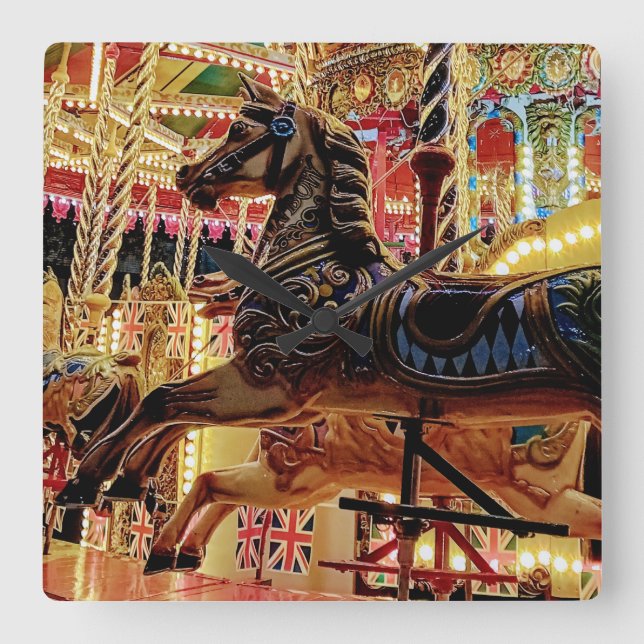 Reloj Cuadrado Carrusal (Anverso)