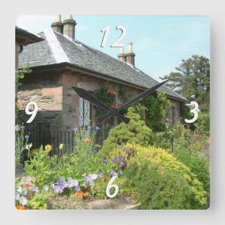 Reloj Cuadrado Casa de campo inglesa II con fotografía de jardín 