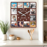 Reloj Cuadrado Casa rural de madera de caoba rústica 12 Collages<br><div class="desc">Rústica casa de campo de madera de caoba 12 reloj de pared de la plaza del Collage de fotos. Grande y rústico granero blanco de madera vintage personalizado nombre familiar del año reloj de decoración de pared establecido. La perfecta plancha de madera rústica para cualquier casa o cocina.</div>