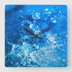 Reloj Cuadrado Cascada