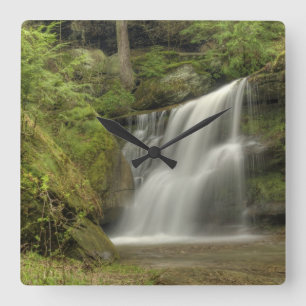 Reloj Cuadrado Cascada de Hidden Falls en Hocking Hills Ohio