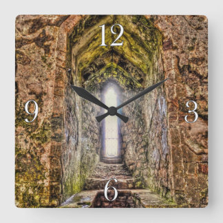 Reloj Cuadrado Castillo medieval de Chepstow Monmouthshire, Gales